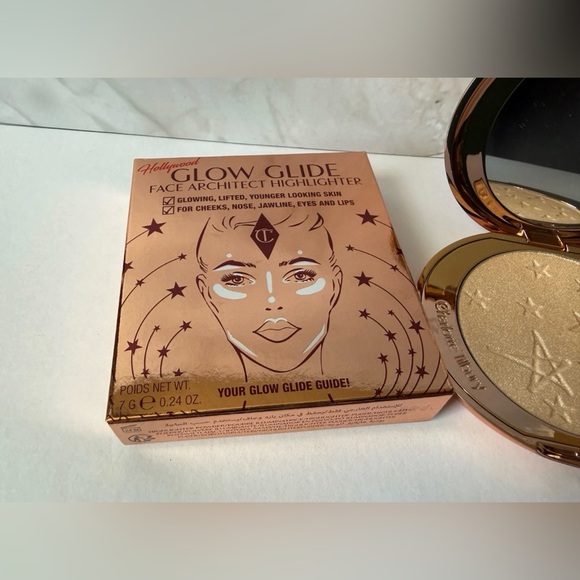 Charlotte Tilbury Hollywood Glow Glide Face Highlighter- Moonlit Glow - NEW - Picture 2 of 6